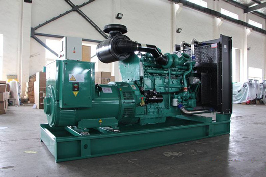 滨州320kw康明斯柴油发电车出租_COPY_COPY